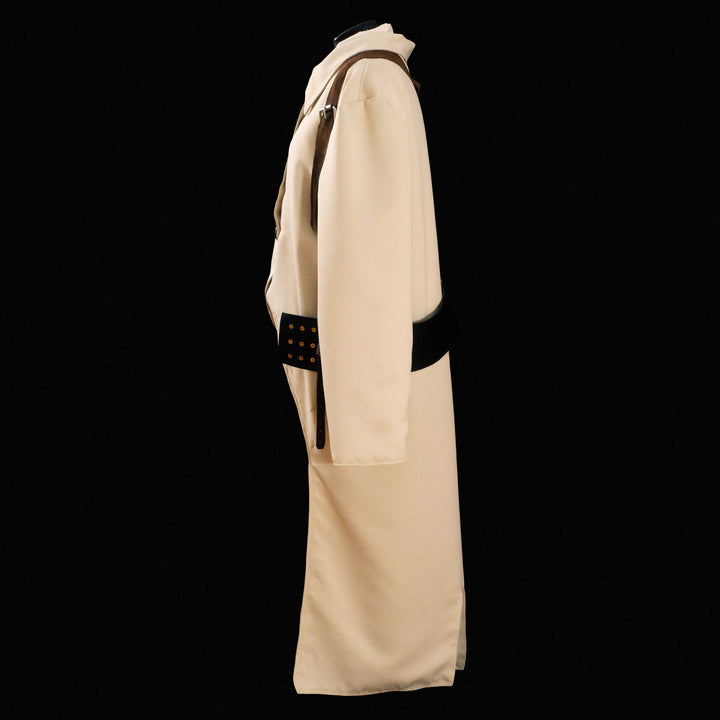 TF2 Medic Lab Coat in cotton fabric for cosplay featuring 3 buttons and one pouch as seen in Meet the Real Medic