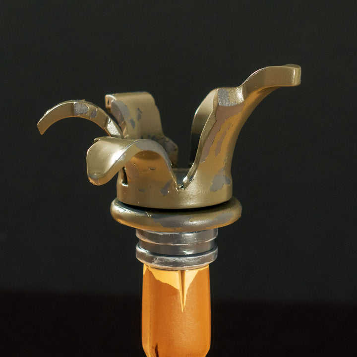 A TF2 Caber Prop for your cosplay and collection! Comes with 2 swappable heads secured with a strong magnet at the center of the handle. Serials is hand cut varnished over so it never fades.