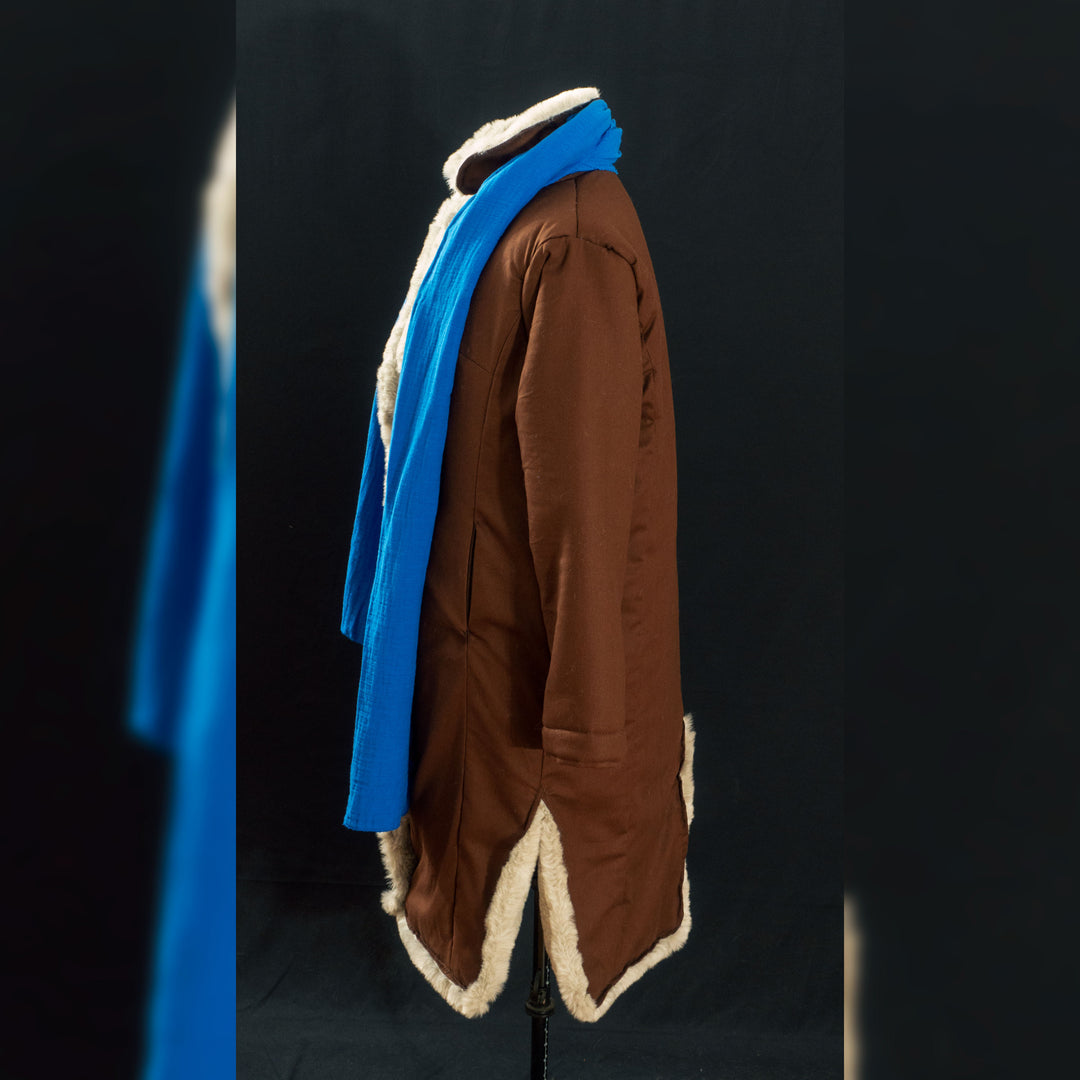 Caleb Widogast Level 1 fur coat from Critical Role's Campaign 2, great for cosplay or winter! Comes in clean or weathered! Cotton weave and faux long haired fur lining.