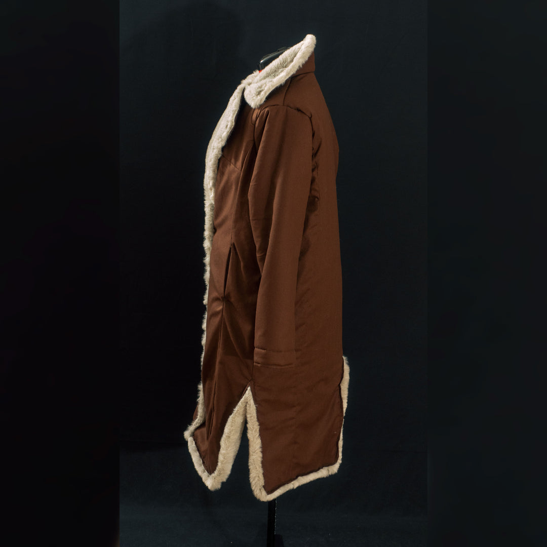 Caleb Widogast Level 1 fur coat from Critical Role's Campaign 2, great for cosplay or winter! Comes in clean or weathered! Cotton weave and faux long haired fur lining.
