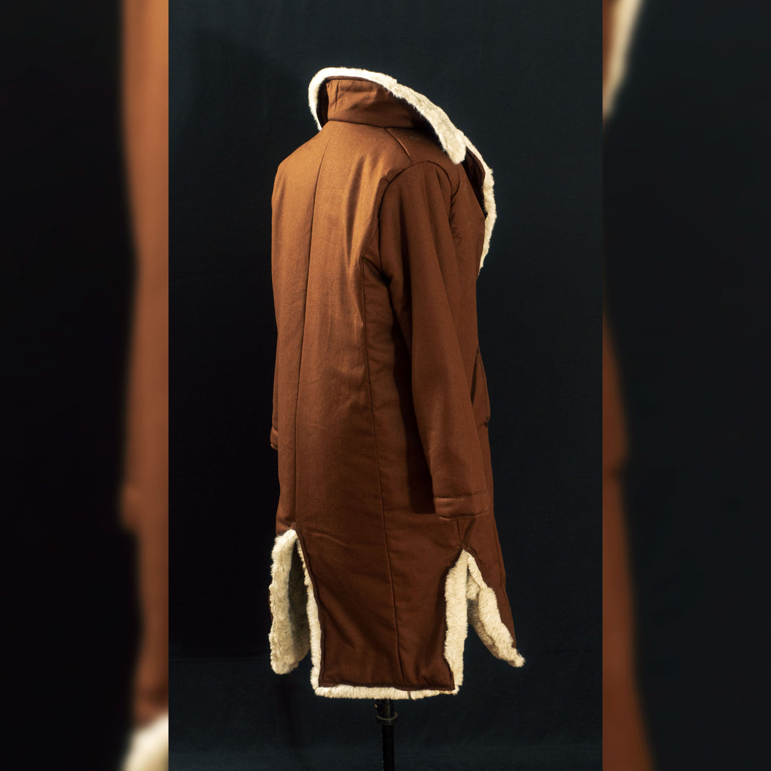 Caleb Widogast Level 1 fur coat from Critical Role's Campaign 2, great for cosplay or winter! Comes in clean or weathered! Cotton weave and faux long haired fur lining.