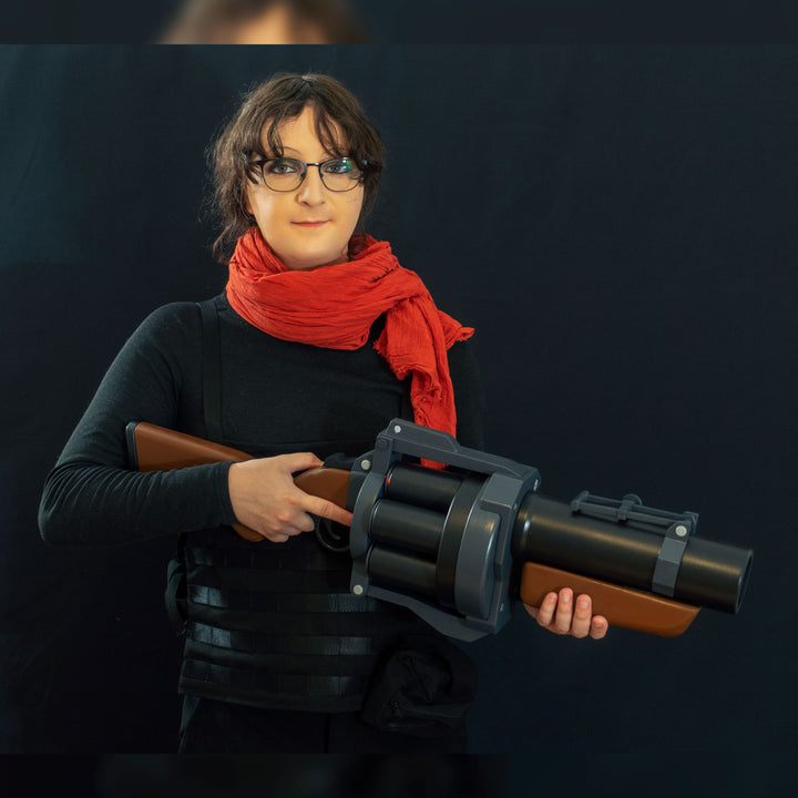 A TF2 Demoman Pipe Launcher prop with moving parts for cosplay or collection! Has the fake glowing projectiles available!  