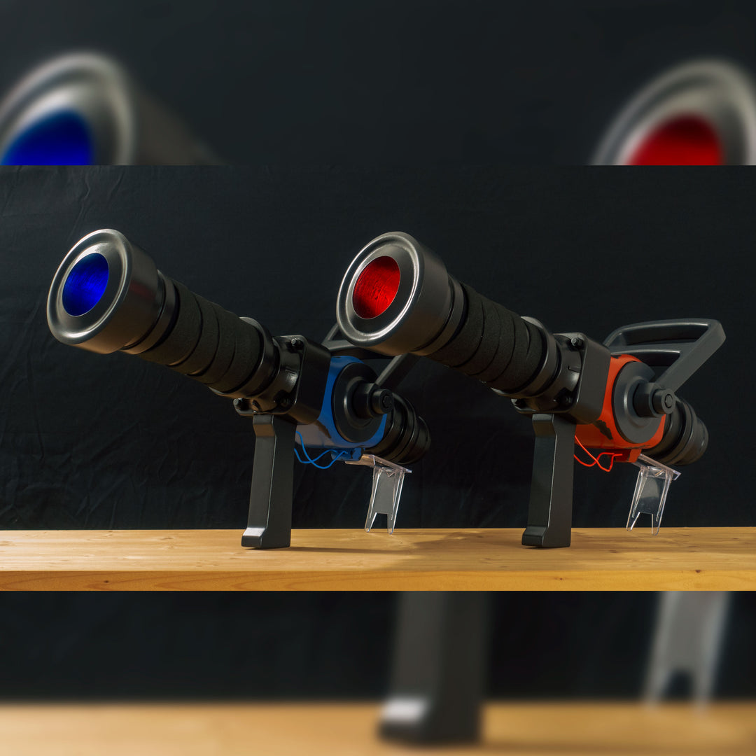 A TF2 Medic Medigun cosplay prop with 2 light modes for its glowing barrel! Has a powerful glow and can be either activated with the handle or without worry with I/O switches!