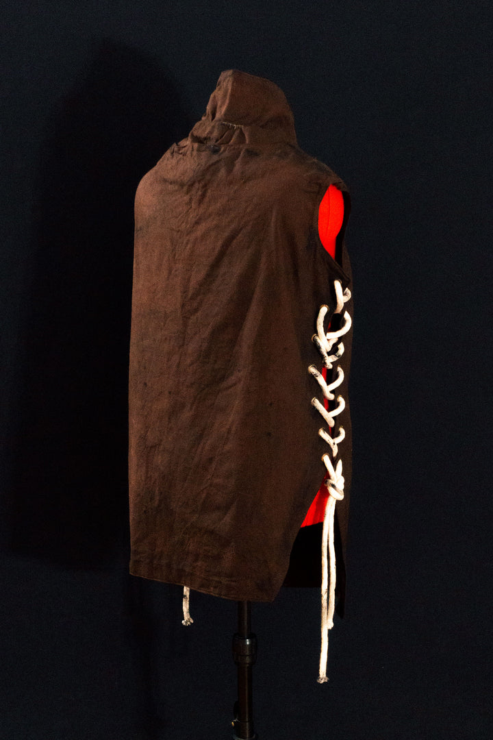 Caleb Widogast' Level 1 Undercoat from Critical Role Campaign 2! Made with demi-natte cotton canvas that has a separate neck piece. Comes either clean or weathered, good for cosplay or LARP!