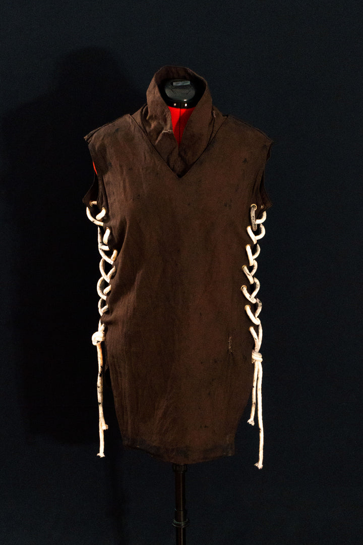 Caleb Widogast' Level 1 Undercoat from Critical Role Campaign 2! Made with demi-natte cotton canvas that has a separate neck piece. Comes either clean or weathered, good for cosplay or LARP!