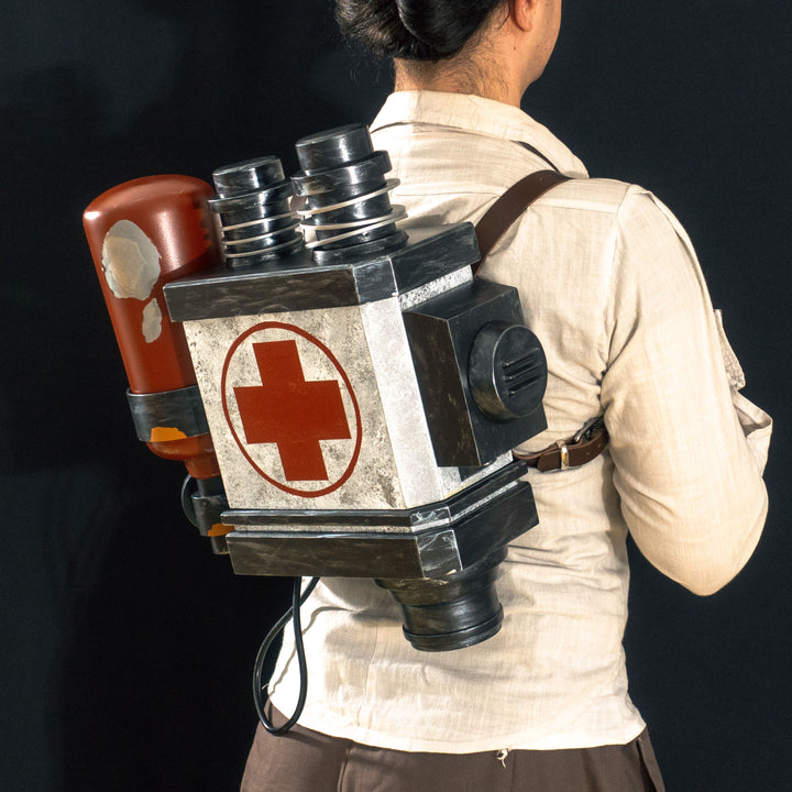 A TF2 Medic Backpack cosplay prop with a metal paint job! BATTLE MEDICS GO!
