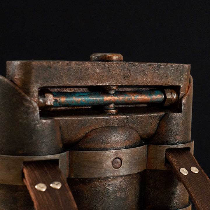 A Fallout New Vegas inspired apparatus mimicking the NCR Ranger Air Tank "backpack" with a moving air pressure gauge and 2 pressable buttons! Comes in Clean, Weathered and Rusty versions! Straps are vegetabled leather.