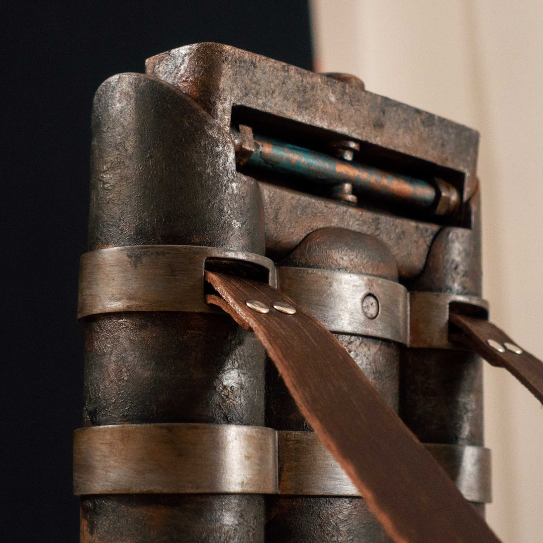 A Fallout New Vegas inspired apparatus mimicking the NCR Ranger Air Tank "backpack" with a moving air pressure gauge and 2 pressable buttons! Comes in Clean, Weathered and Rusty versions! Straps are vegetabled leather.