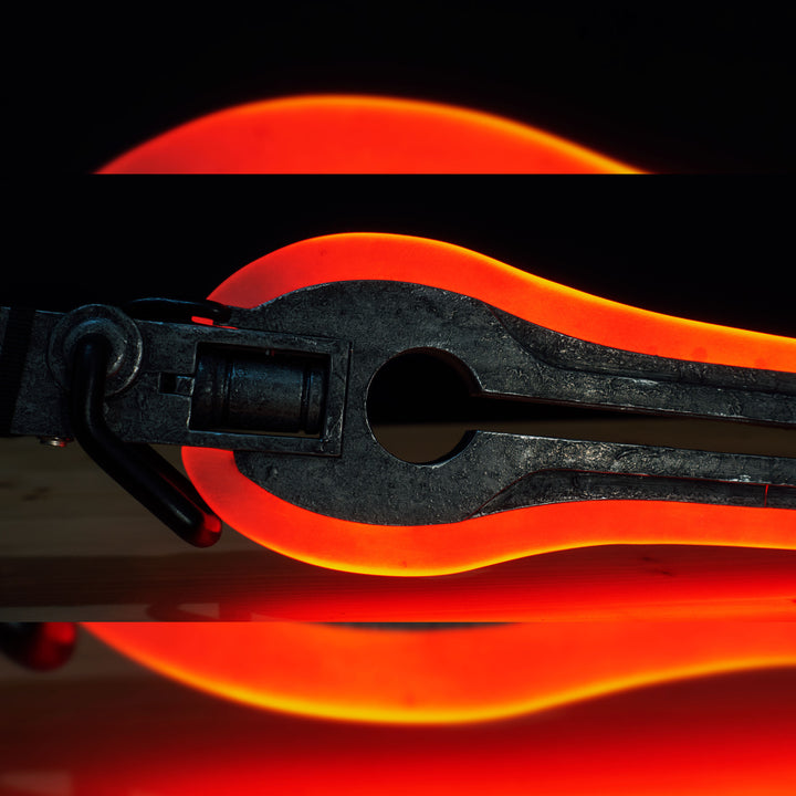 The wonderful glowing cut-through-anything-blade, aka known as the Plasma Cutter from the Outer Worlds, is now available in all colours combined! Pop a battery in the handle and it's game time!