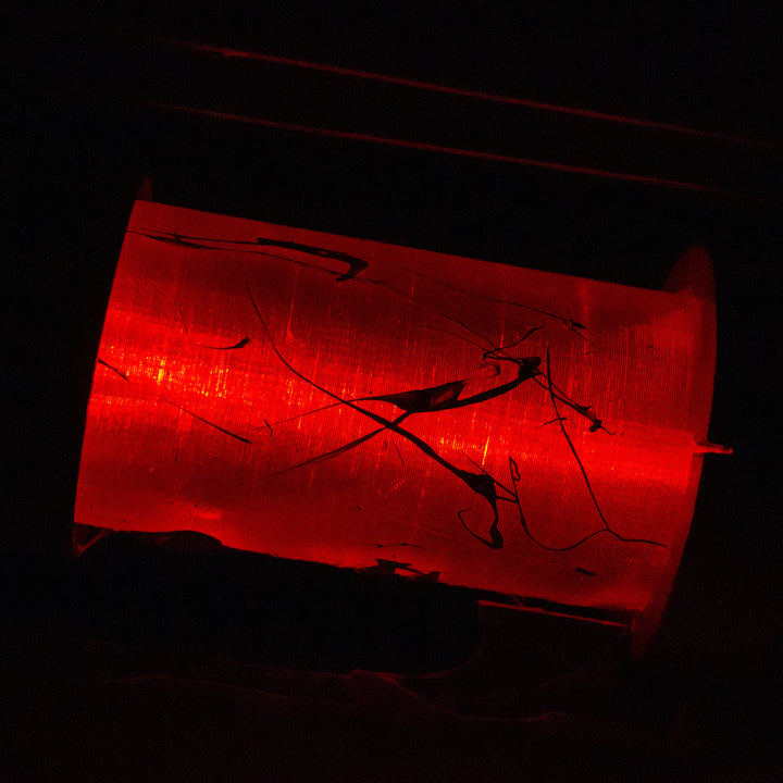 A TF2 Medic Übersaw either bloodied or not! Has a central glowing tube and can be Festivized!