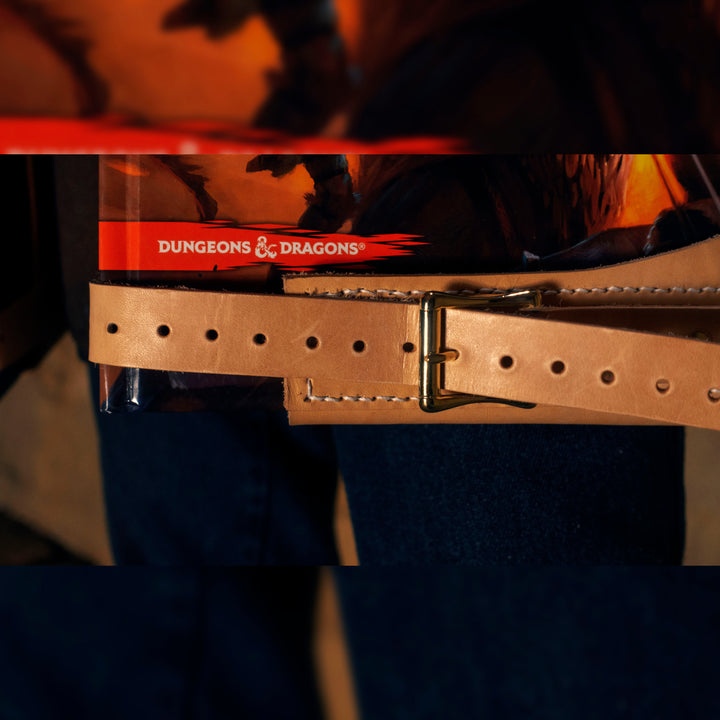 Caleb Widogast Leather Spellbook Holsters Critical Role's Campaign 2, great for cosplay or frolicking with your sketchbook! Comes in any colour you want. Vegetable leather and hand sewn.