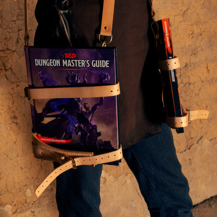 Caleb Widogast Leather Spellbook Holsters Critical Role's Campaign 2, great for cosplay or frolicking with your sketchbook! Comes in any colour you want. Vegetable leather and hand sewn.