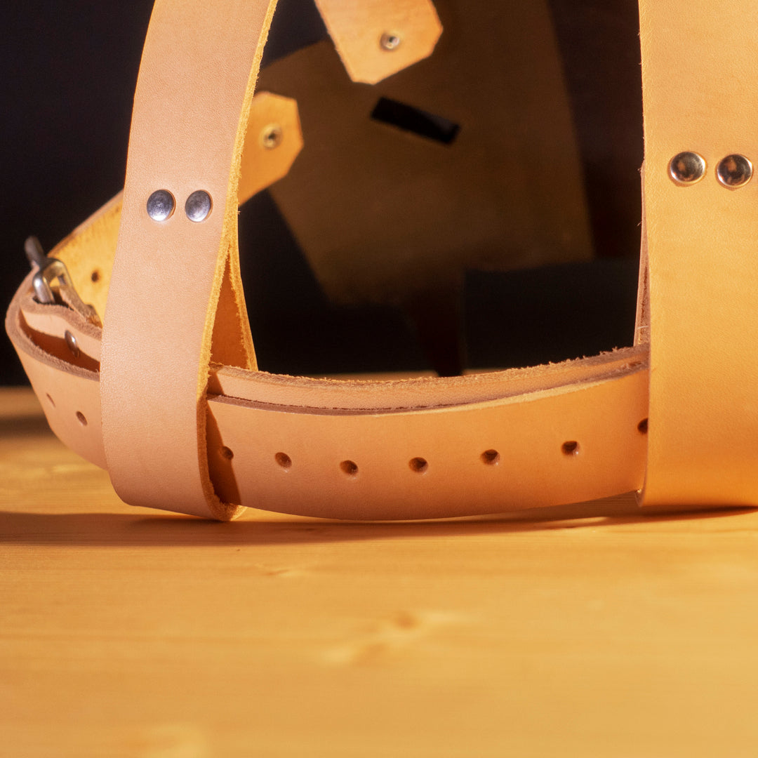 A Leper Mask cosplay prop from Darkest Dungeon! Comes with various kind of straps or none in many colour variants!